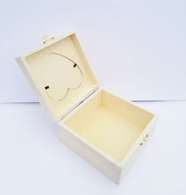 Load image into Gallery viewer, Pet Memorial Box